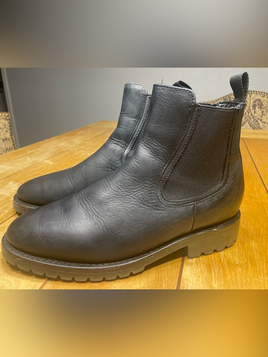Thursday Boot Company Other - Thursday Boot Co Black Matte Chelsea Legend Boots Size 8.5 Excellent Condition!